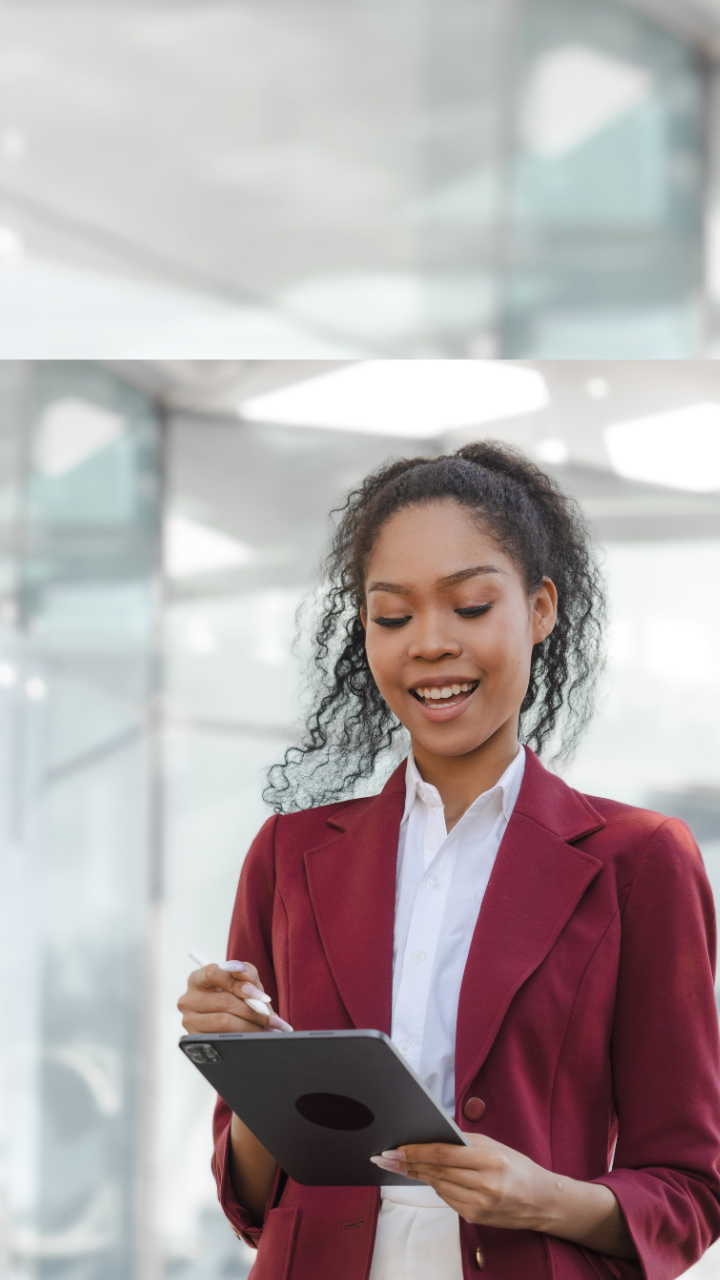 Junior Content & Social Media Executive